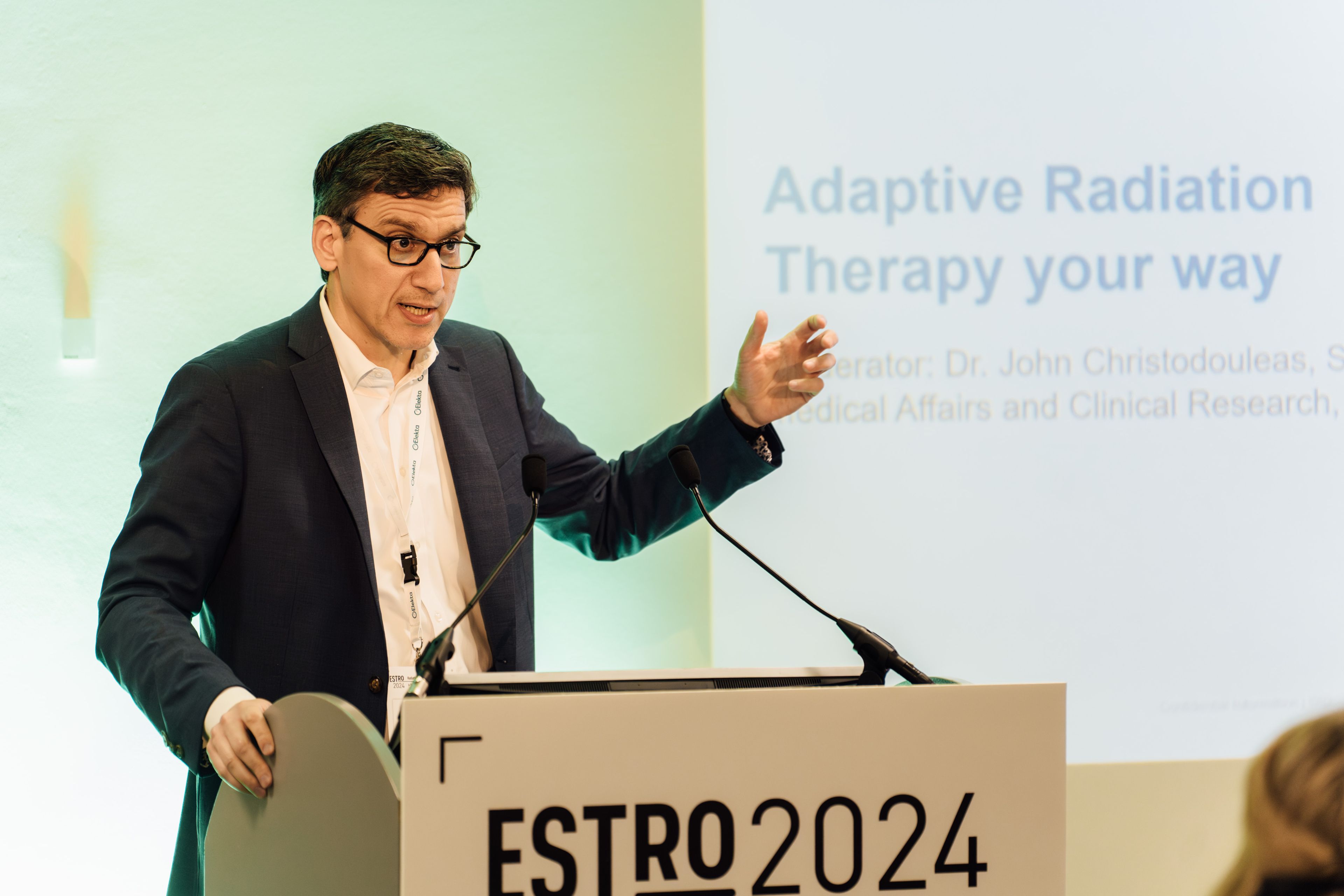 Dr John Christodouleas speaking at the 2024 ESTRO Annual Meeting