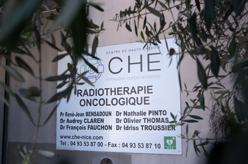 Sign for the Centre De Haute Energie Radiotherapie Oncologique